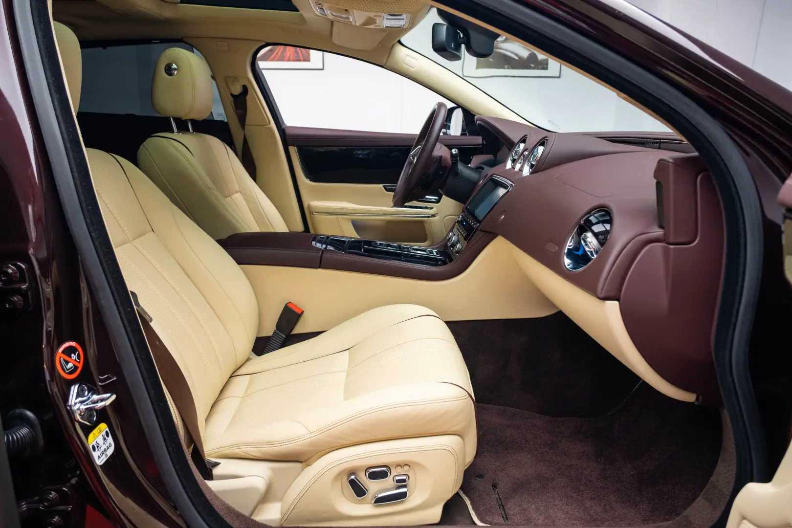 Jaguar XJ Long 5.0 - 510cp