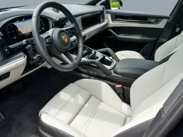 Porsche Cayenne E-Hybrid Coupe BOSE Panorama InnoDrive