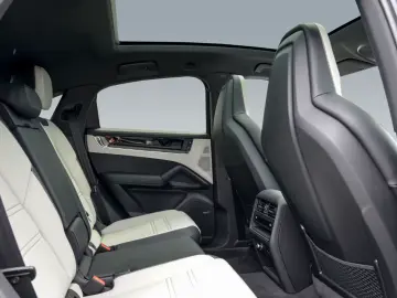 Porsche Cayenne E-Hybrid Coupe BOSE Panorama InnoDrive