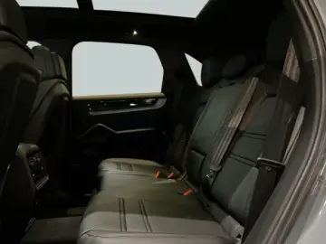Porsche Cayenne E-Hybrid BOSE Panoramadach InnoDrive
