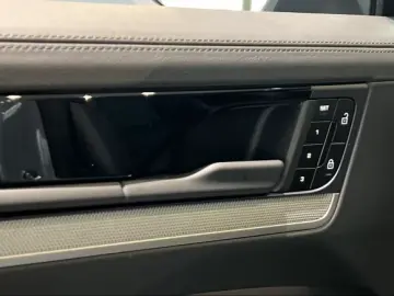Porsche Cayenne E-Hybrid BOSE Panoramadach InnoDrive