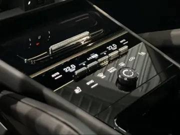 Porsche Cayenne E-Hybrid BOSE Panoramadach InnoDrive