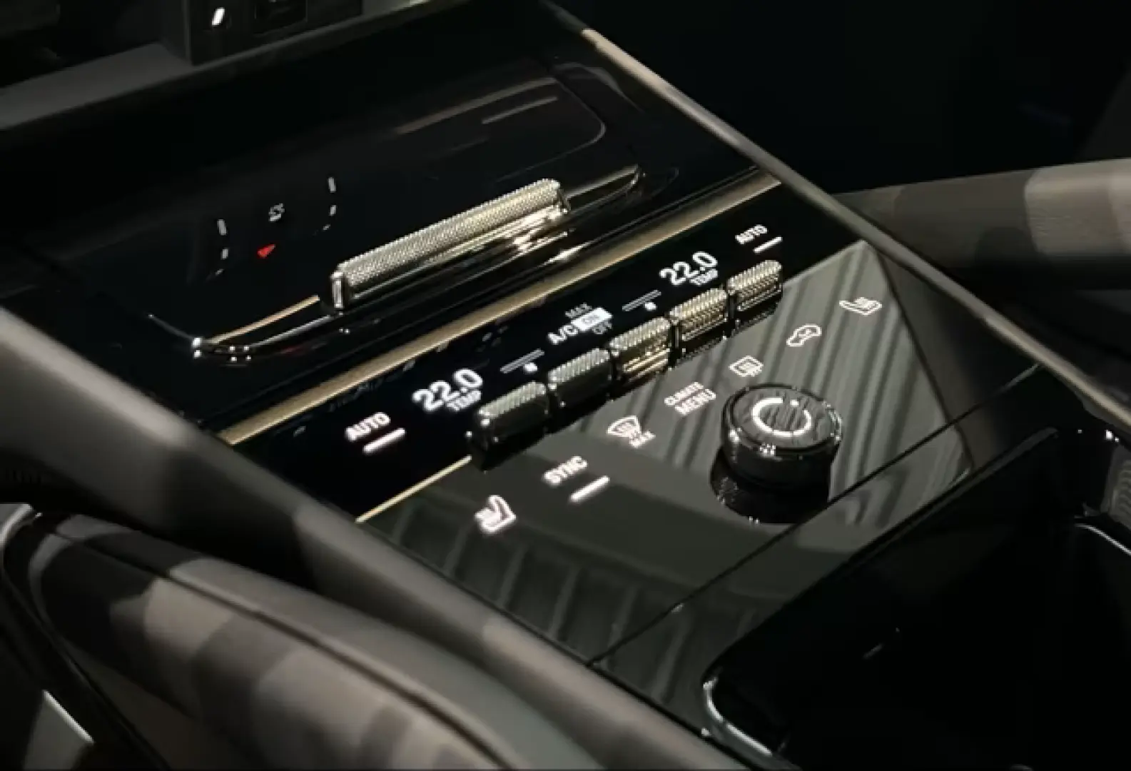 Porsche Cayenne E-Hybrid BOSE Panoramadach InnoDrive