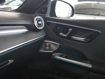 C 400 e 4M AMG Sport Advanced Plus Distr. LED Pa