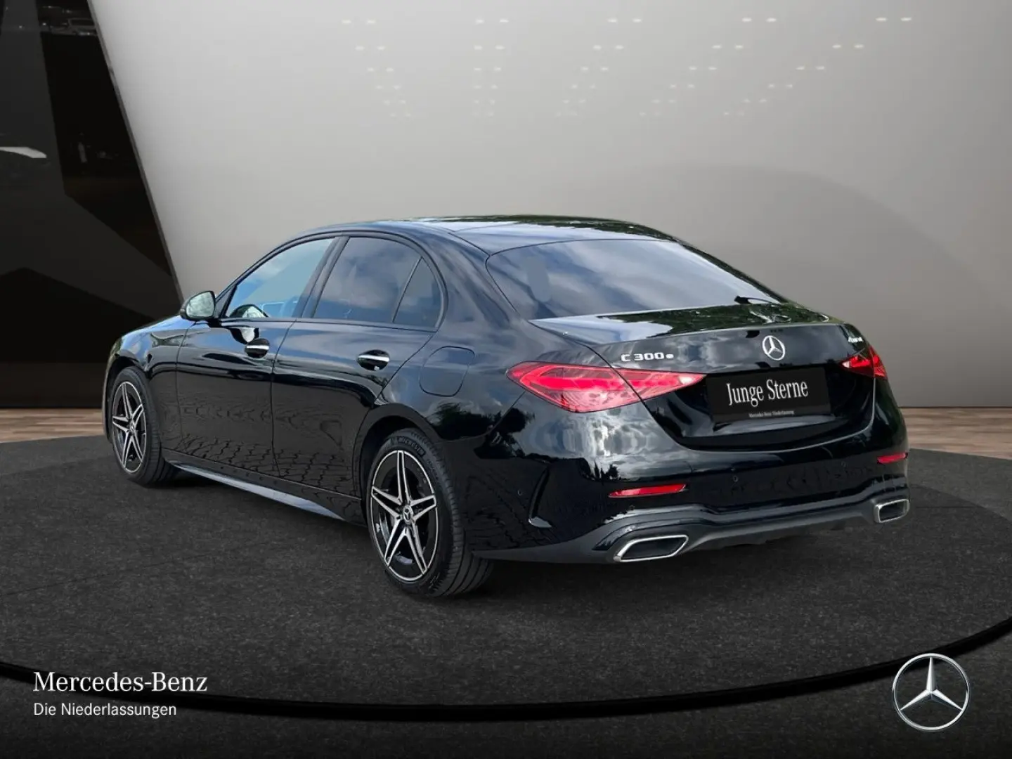 C 300 e 4M AMG Advanced/Night/Pano/360°/KeylGo