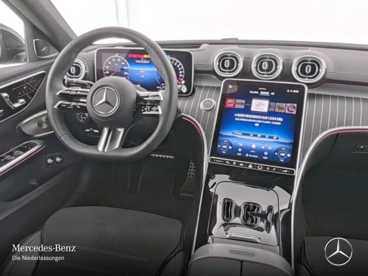 C 300 e 4M AMG Premium+/Night/Pano/Distr/360/HUD