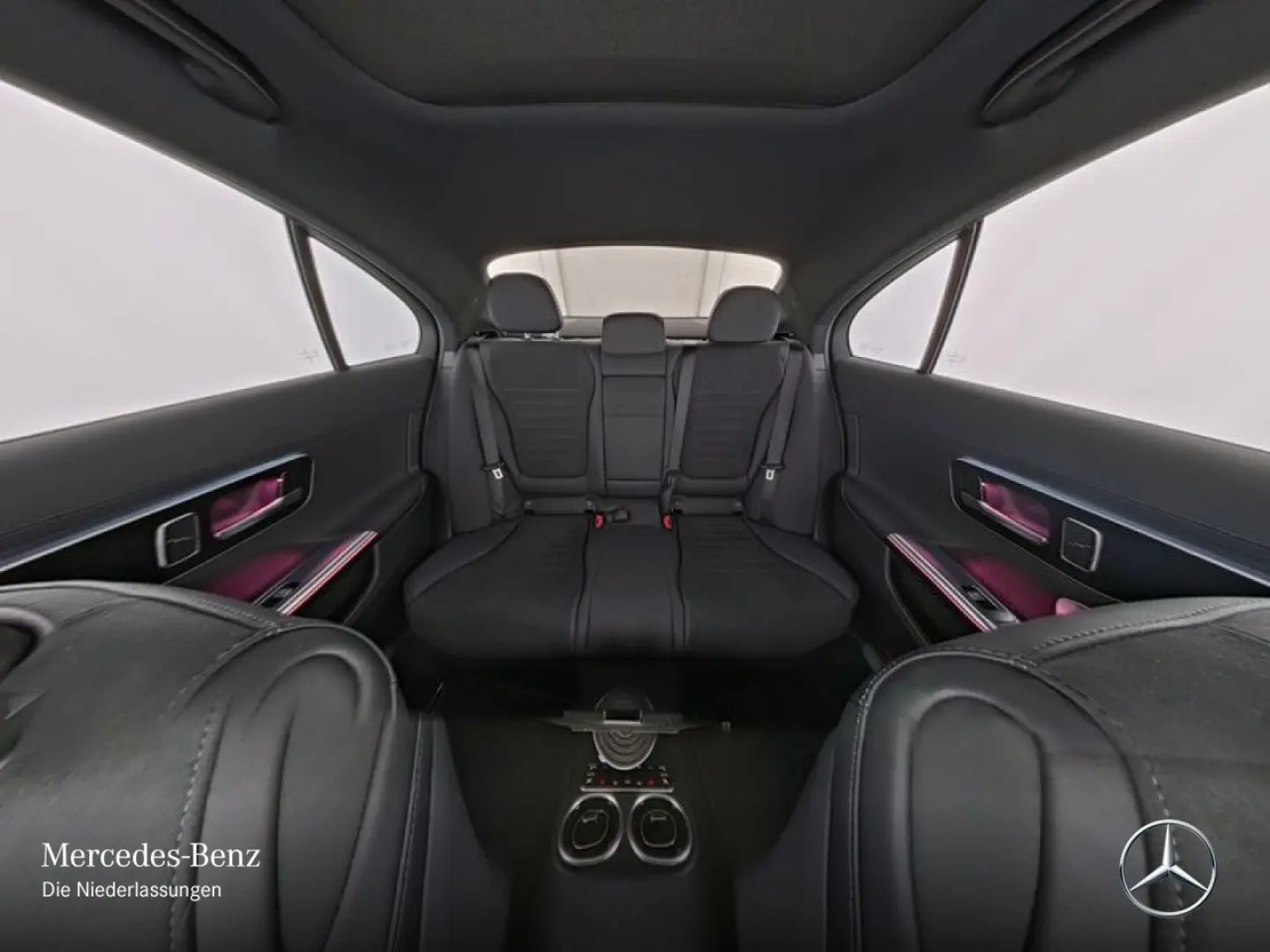 C 300 e 4M AMG Premium+/Night/Pano/Distr/360/HUD