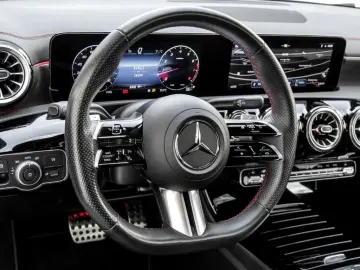 CLA 250 4M AMG-Premium/ILS/Pano/Burm/Night/19''