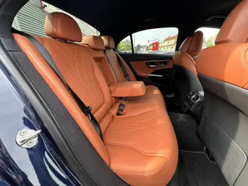 C 220d 4Matic ACC/360°/High-End-Business/Assiste