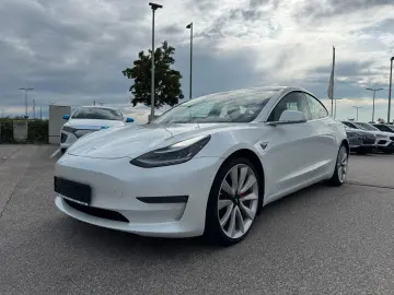 Model 3 Performance Dual AWD Netto € 18.900.-