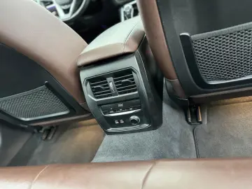 BMW Seria 3 320d xDrive Sedan – Luxury Line
