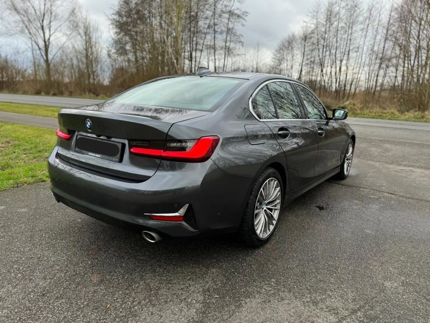 BMW Seria 3 320d xDrive Sedan – Luxury Line