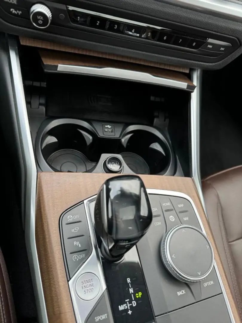BMW Seria 3 320d xDrive Sedan – Luxury Line