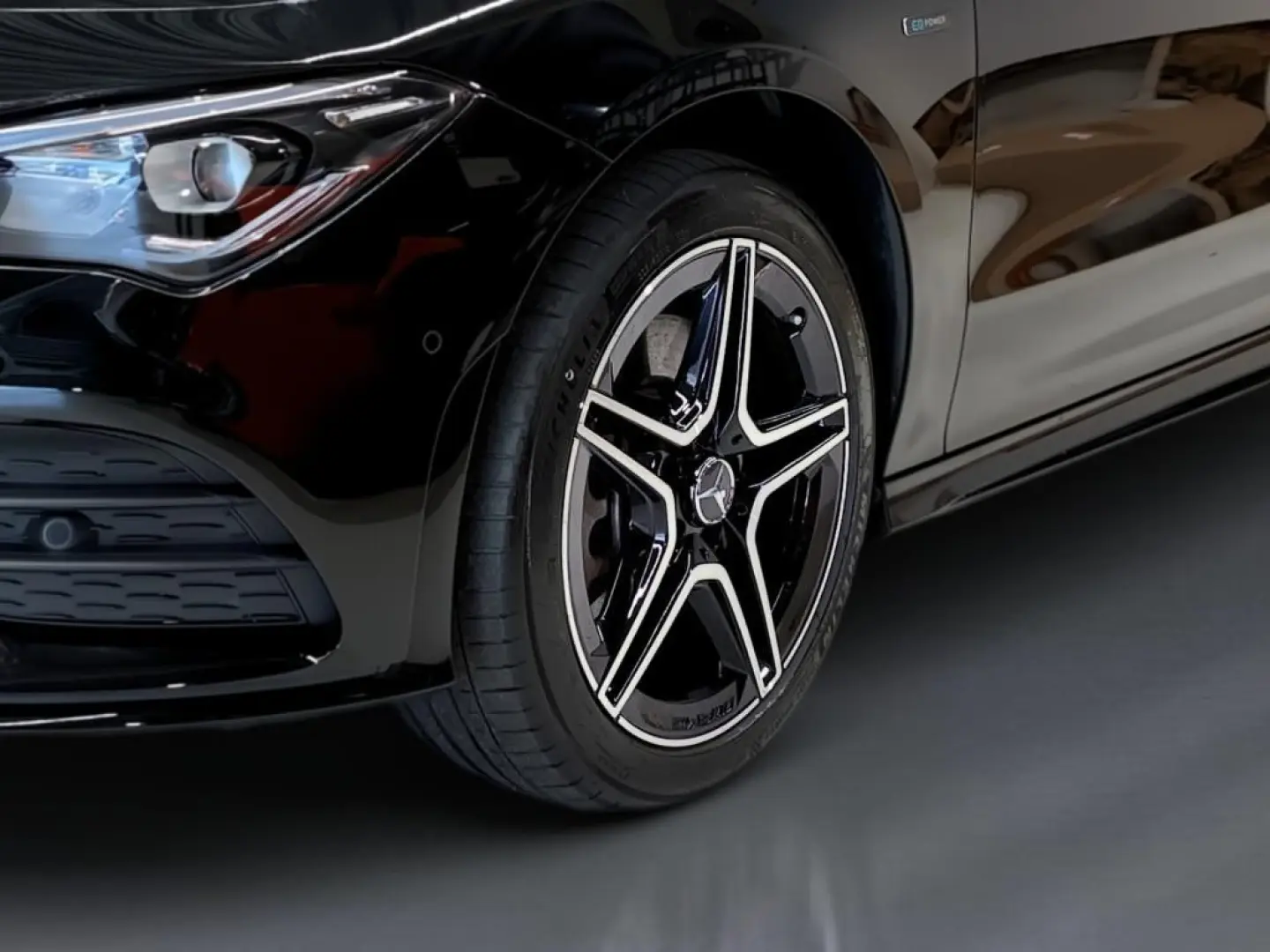 CLA 250 e Coupé AMG+AHK+Kamera+Ambiente+Navi+LED