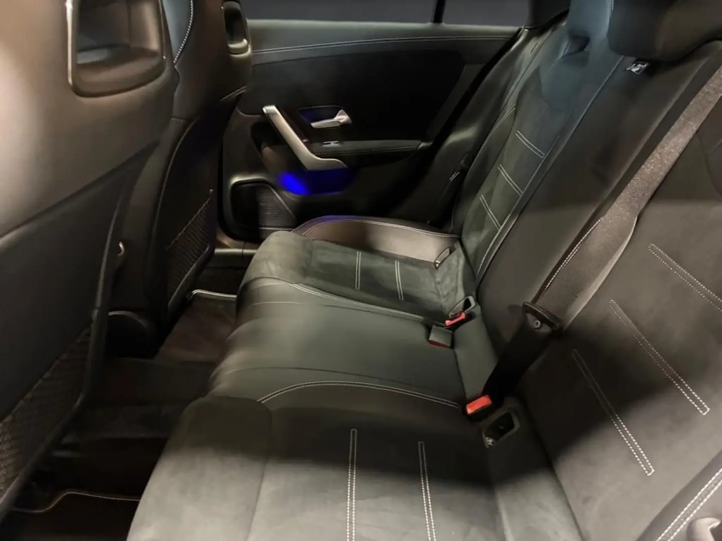CLA 250 e Coupé AMG+AHK+Kamera+Ambiente+Navi+LED