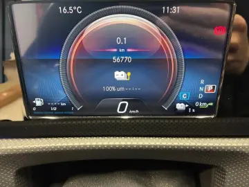 CLA 250 e Coupé AMG+AHK+Kamera+Ambiente+Navi+LED