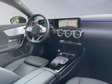CLA 250 e AMG+INFOTAINMENT+NIGHT+LEDER+HUD+LED