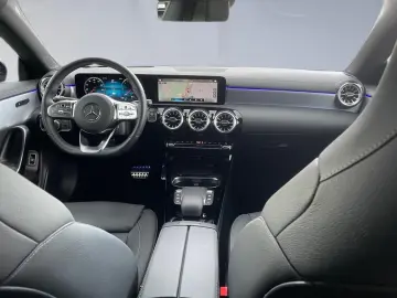 CLA 250 e AMG+INFOTAINMENT+NIGHT+LEDER+HUD+LED