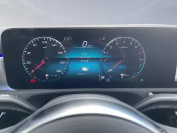 CLA 250 e AMG+INFOTAINMENT+NIGHT+LEDER+HUD+LED