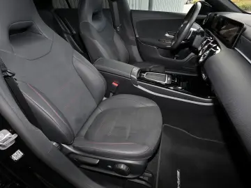 CLA 180 Coupé AMG TOTWINKEL+18 ZOLL+KAMERA+LED