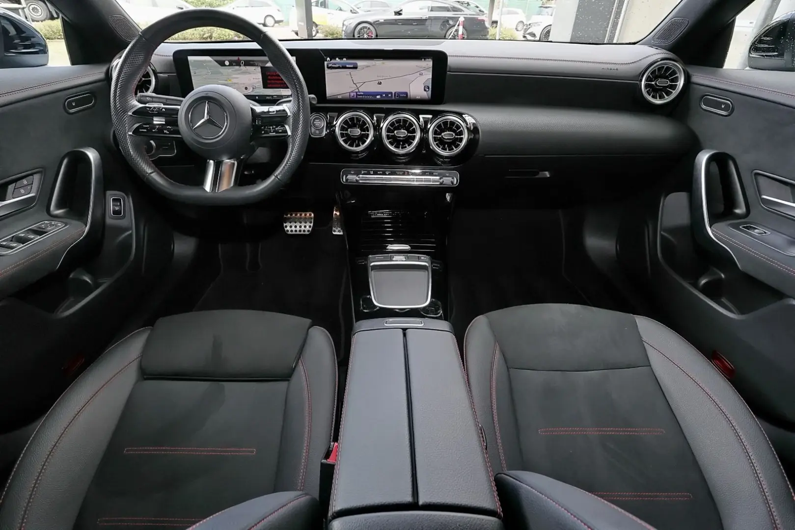 CLA 180 Coupé AMG TOTWINKEL+18 ZOLL+KAMERA+LED