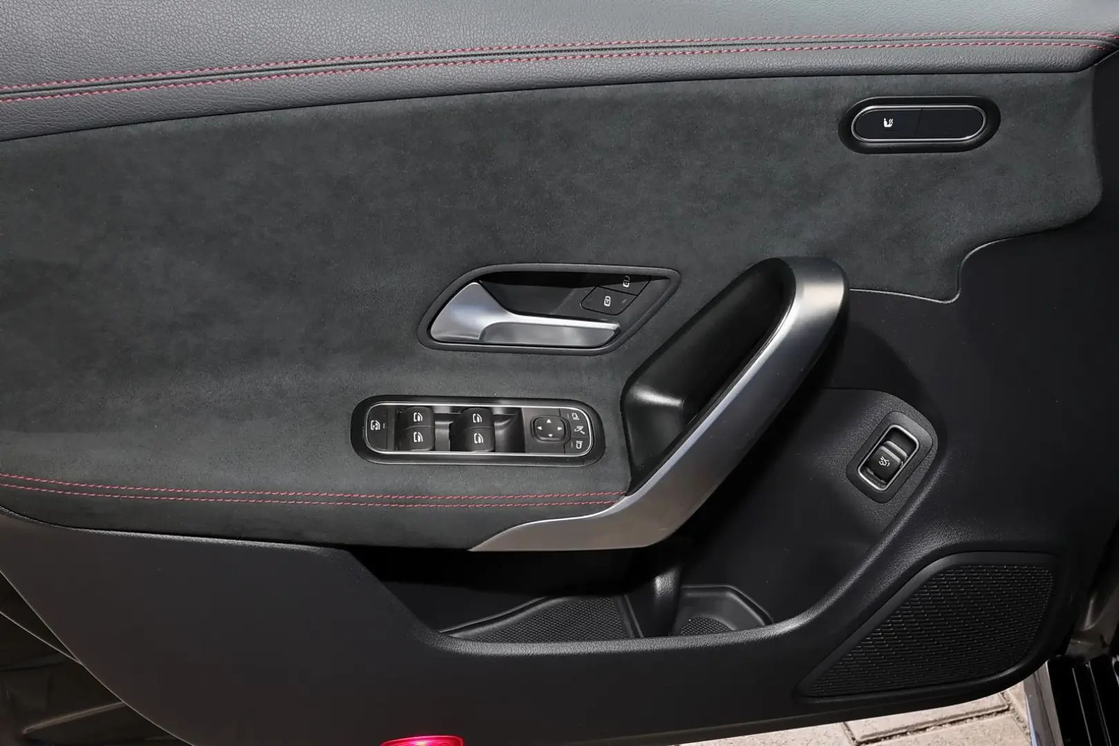 CLA 180 Coupé AMG TOTWINKEL+18 ZOLL+KAMERA+LED