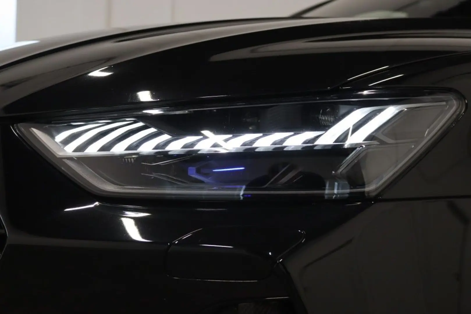 RS7 4.0 TFSI-Keramik-Carbon-Sportabgas-B&O-PANO-