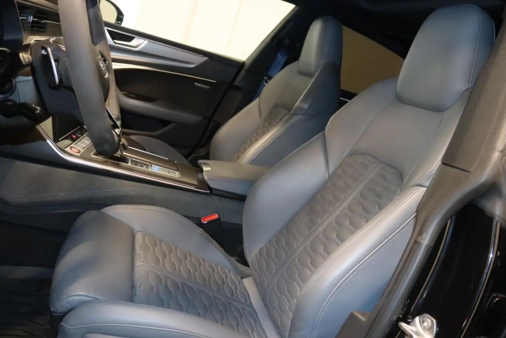 RS7 4.0 TFSI-Keramik-Carbon-Sportabgas-B&O-PANO-