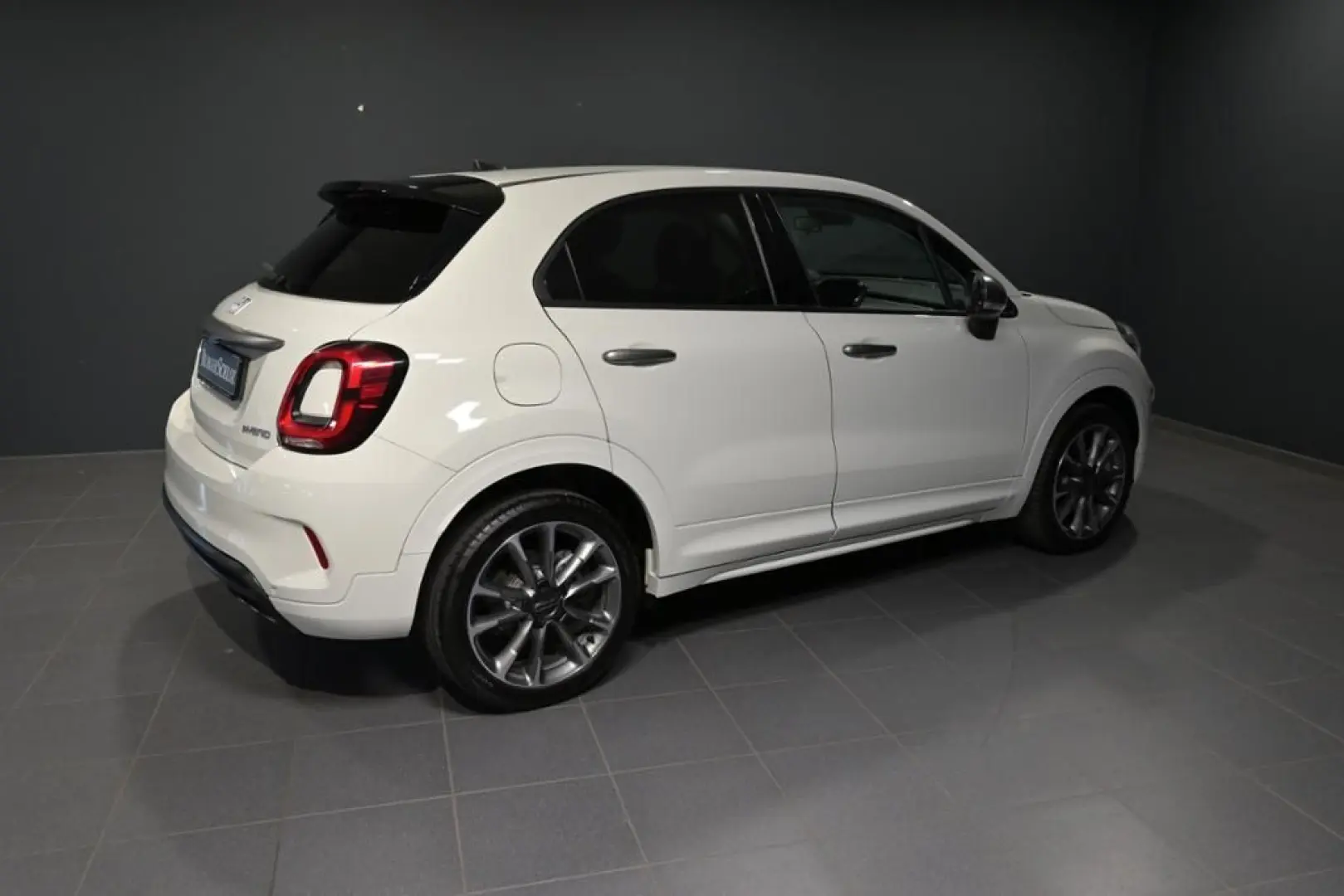 500X 1.5 GSE Mild-Hybrid Basis 4x2 NAVI/KAMERA