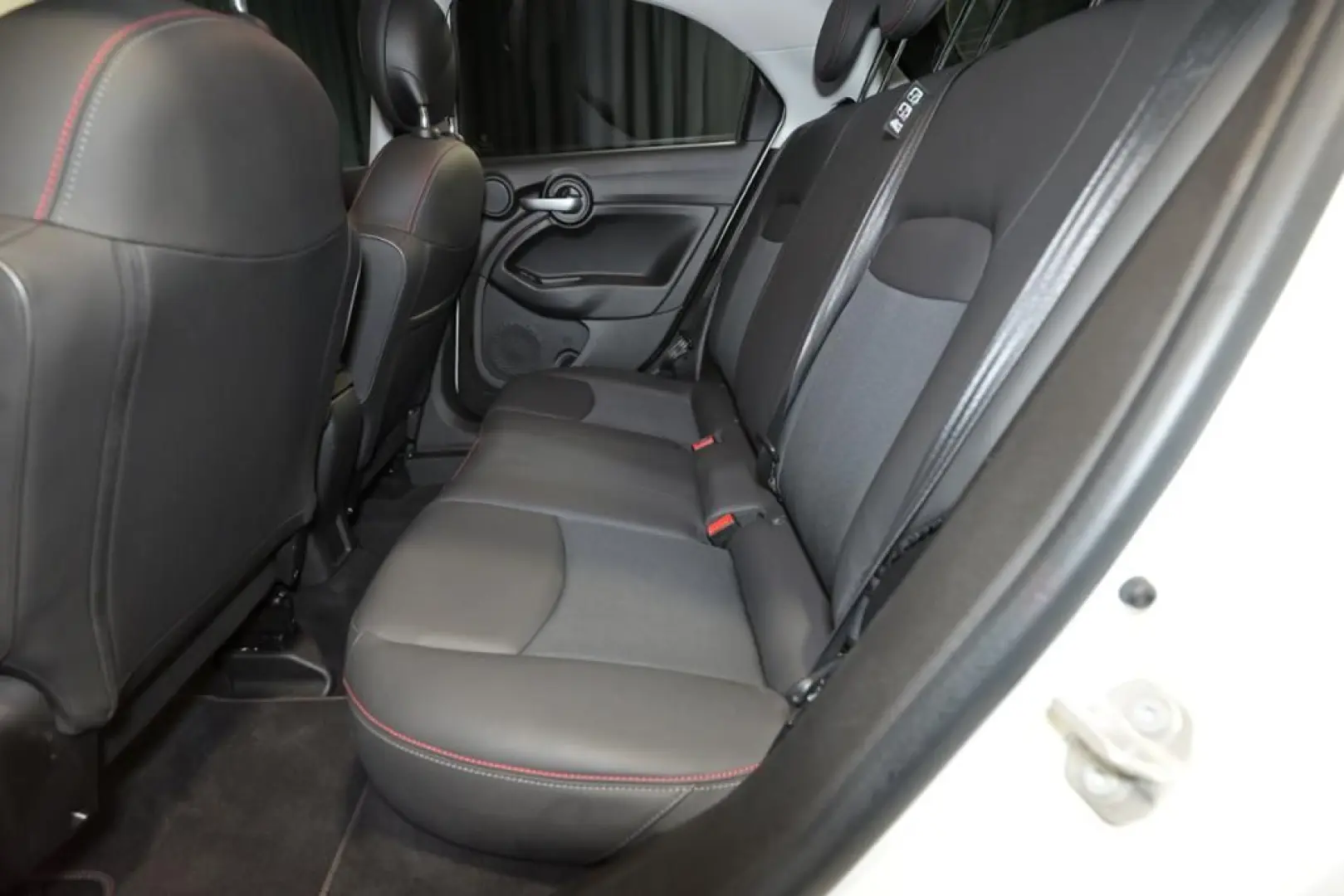 500X 1.5 GSE Mild-Hybrid Basis 4x2 NAVI/KAMERA