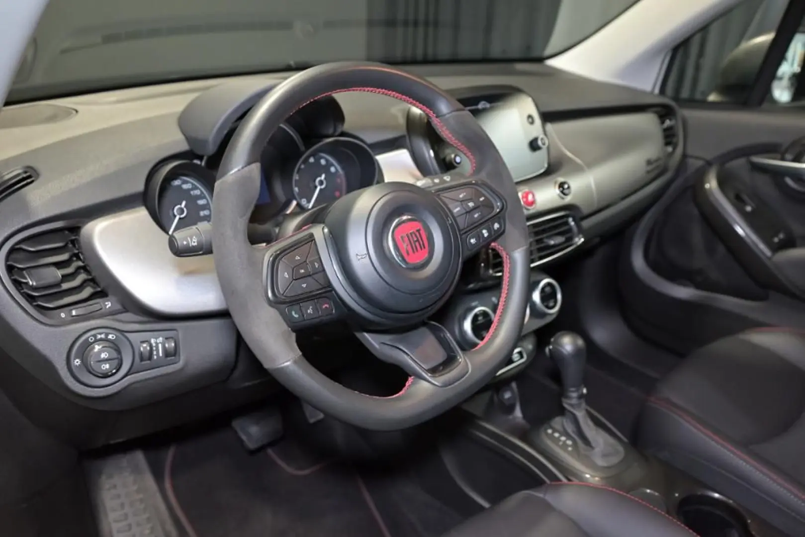 500X 1.5 GSE Mild-Hybrid Basis 4x2 NAVI/KAMERA
