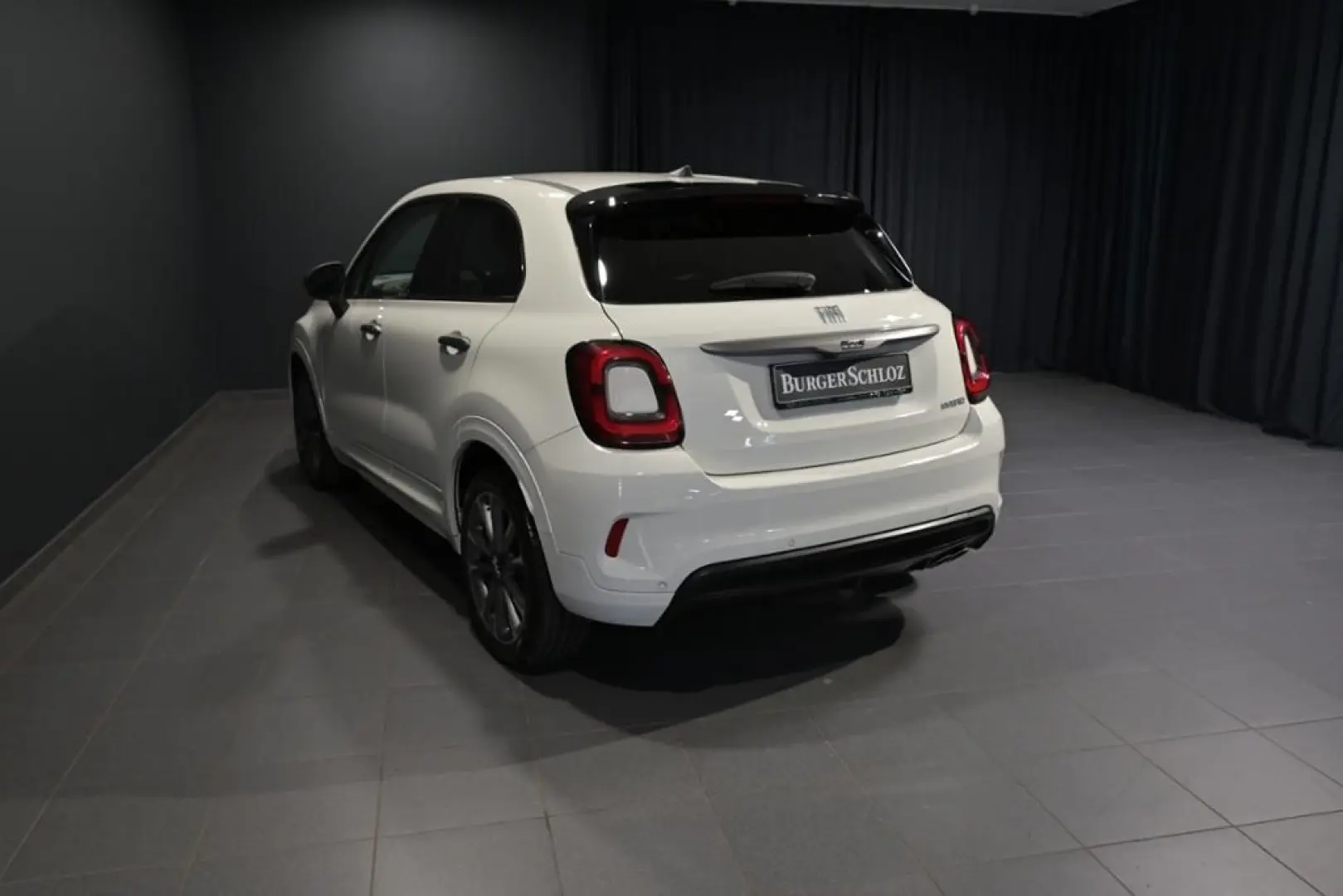 500X 1.5 GSE Mild-Hybrid Basis 4x2 NAVI/KAMERA