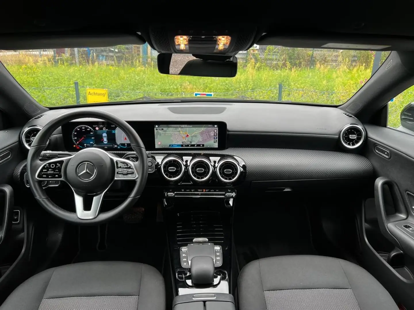 Mercedes-Benz CLA 200 Automat / Cameră / Virtual Cockpit