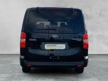 Proace Verso 2.0 D-4D L2 Executive NAVI+SHZ+APP