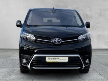 Proace Verso 2.0 D-4D L2 Executive NAVI+SHZ+APP