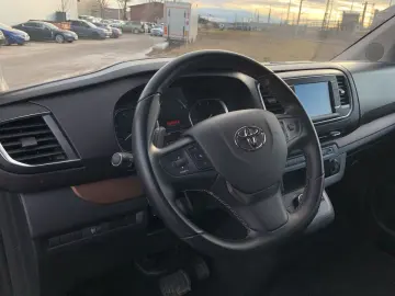 Proace Verso 2.0 D-4D L2 Executive NAVI+SHZ+APP
