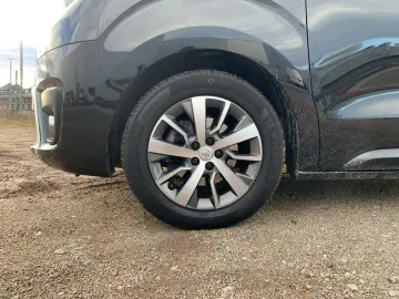 Proace Verso 2.0 D-4D L2 Executive NAVI+SHZ+APP