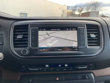 Proace Verso 2.0 D-4D L2 Executive NAVI+SHZ+APP