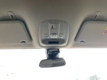 Proace Verso 2.0 D-4D L2 Executive NAVI+SHZ+APP