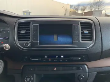 Proace Verso 2.0 D-4D L2 Executive NAVI+SHZ+APP