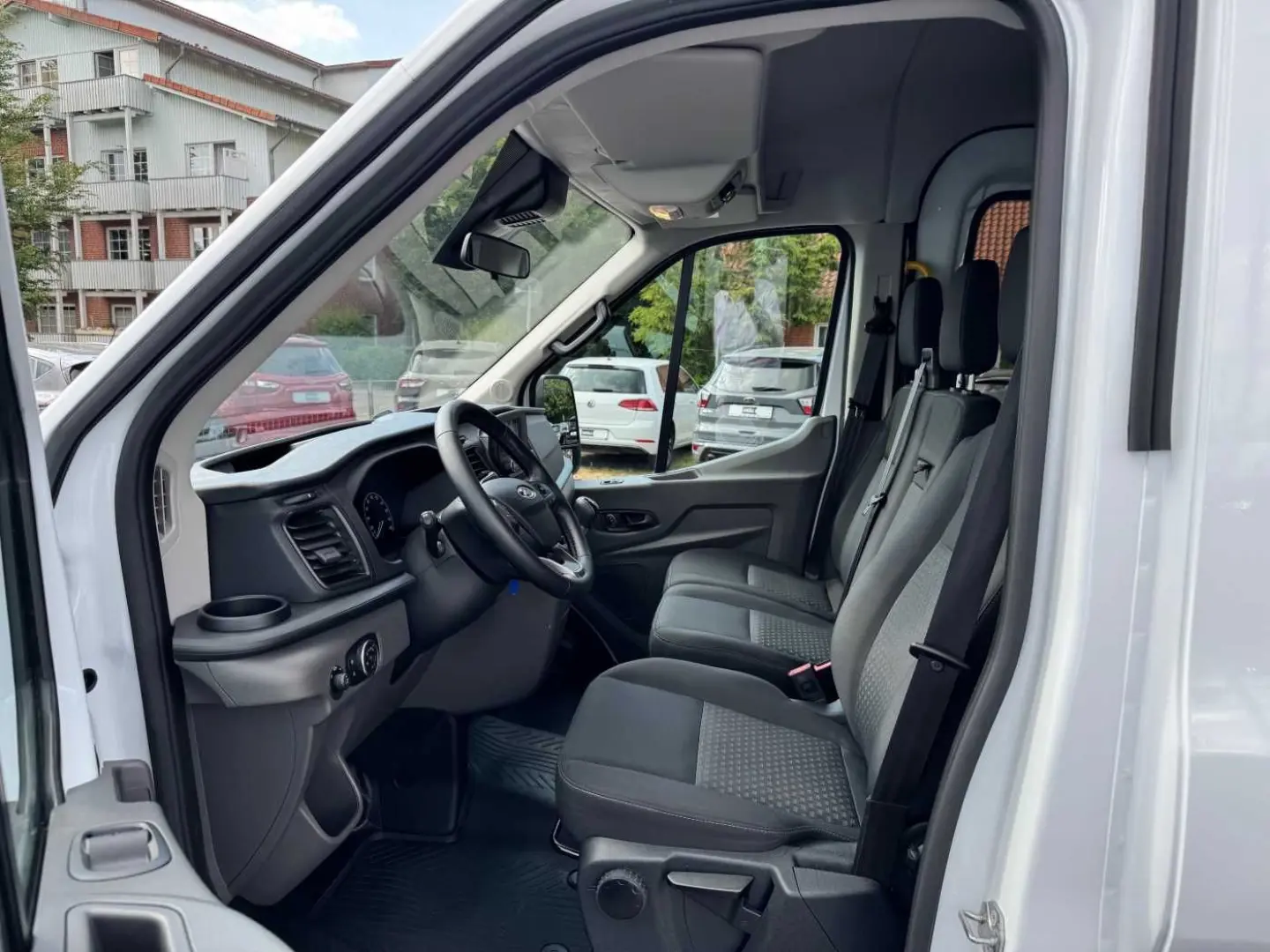 Transit Bus 350 L2 Trend 9-Sitzer Technologie-Pa