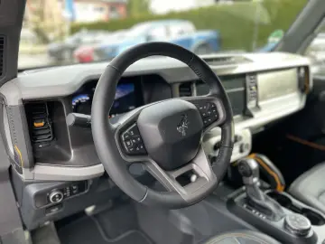 Bronco 2.7 EcoBoost V6 Badlands Aut. e-4WD