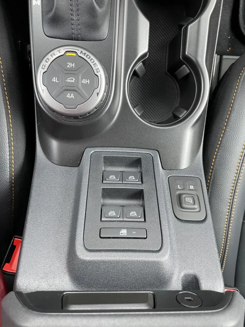 Bronco 2.7 EcoBoost V6 Badlands Aut. e-4WD