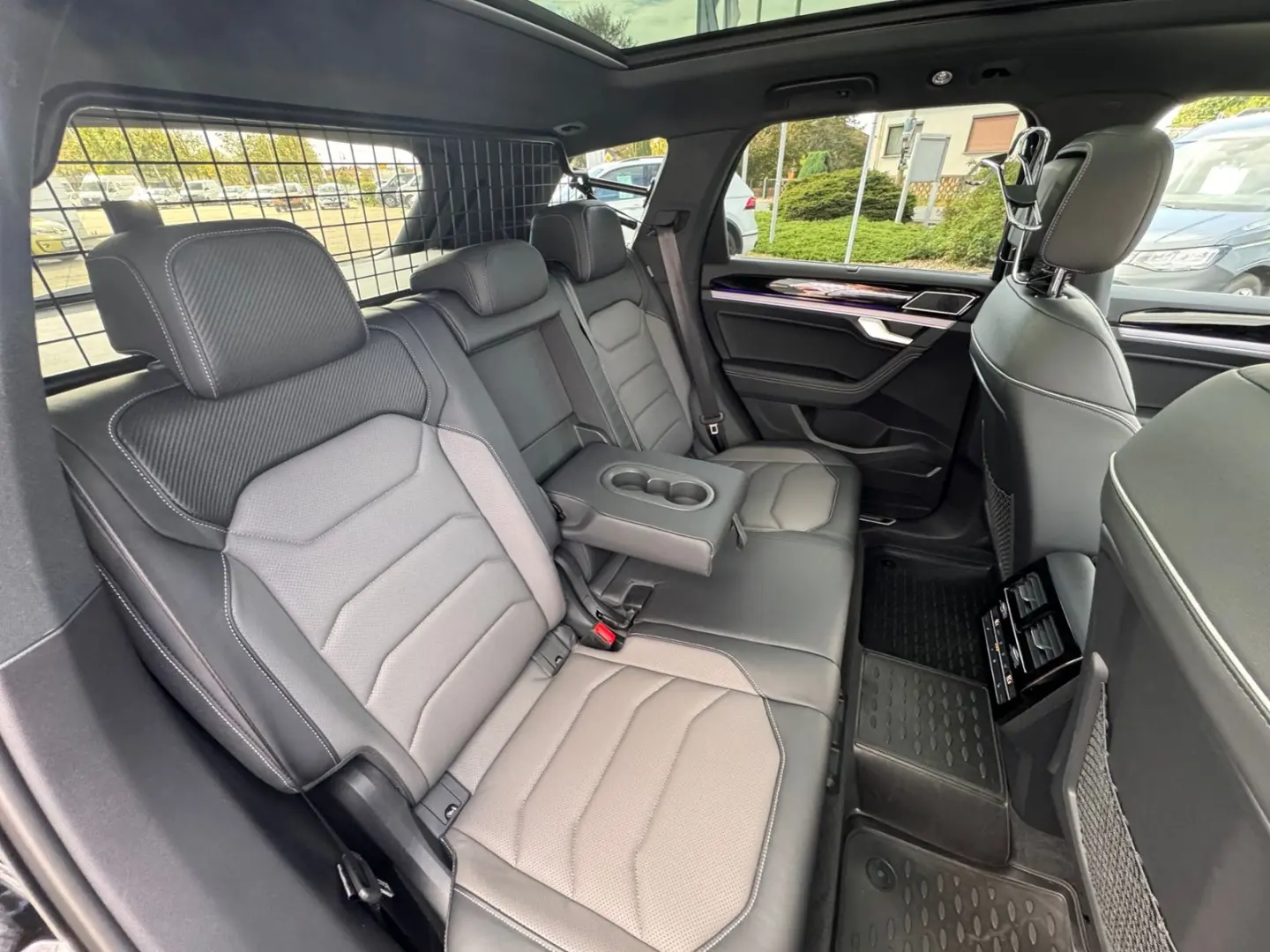 Touareg 3.0 TSI R-Line 4M Leder|NAV|AHK|HUD
