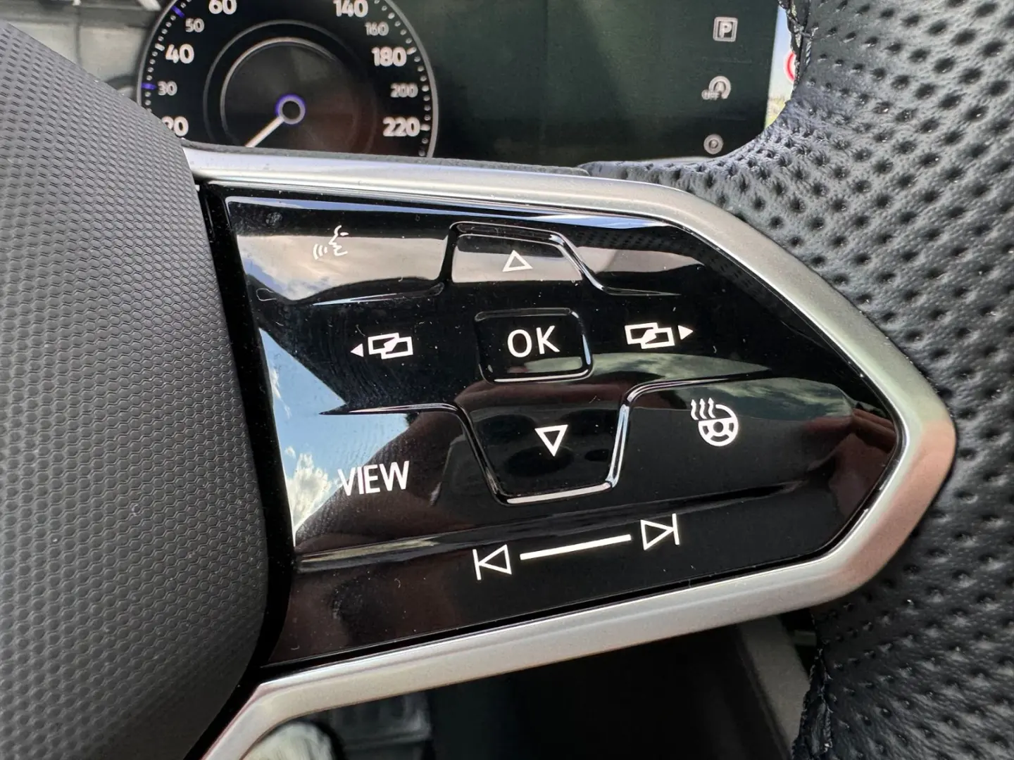 Touareg 3.0 TSI R-Line 4M Leder|NAV|AHK|HUD
