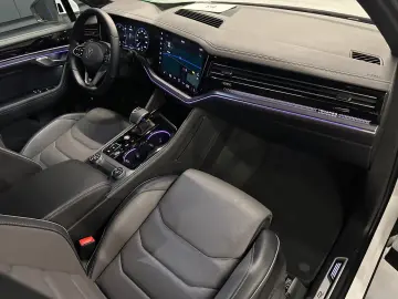 Touareg R-Line 4Motion*22Zoll*NP:110.930 EUR !!!