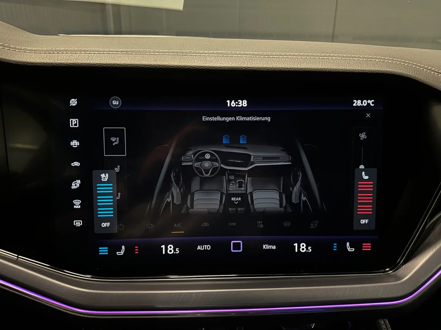 Touareg R-Line 4Motion*22Zoll*NP:110.930 EUR !!!