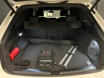 Touareg R-Line 4Motion*22Zoll*NP:110.930 EUR !!!