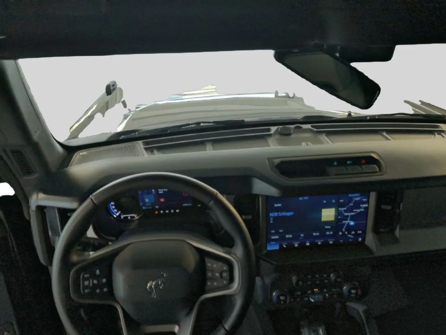 Bronco OUTER BANKS NAVI / LED / ACC / KAMERA /