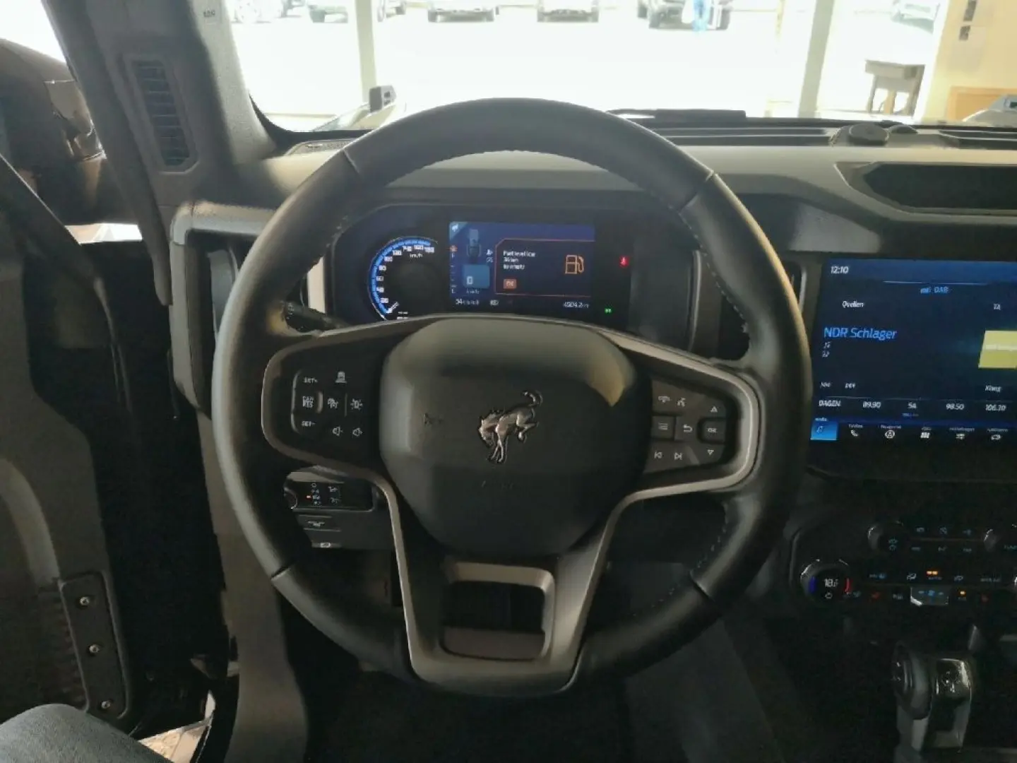 Bronco OUTER BANKS NAVI / LED / ACC / KAMERA /